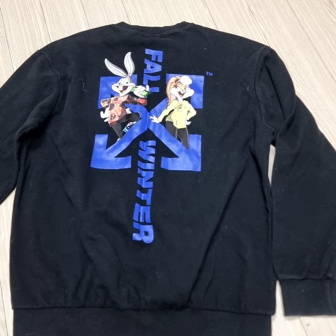 수푸림 "루니툰99" 블랙 맨투맨 티셔츠(xl) 상품이미지6