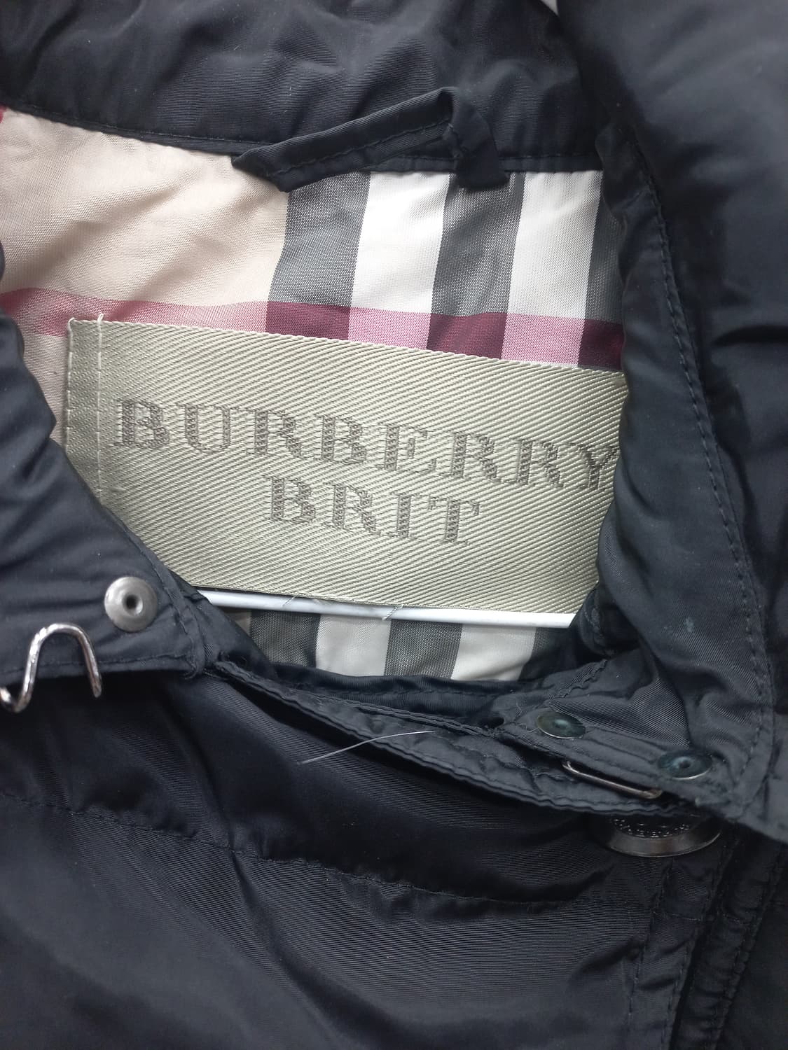 버버리 브릿 롱패딩 블랙 정품 (여 90 ) 상품이미지8