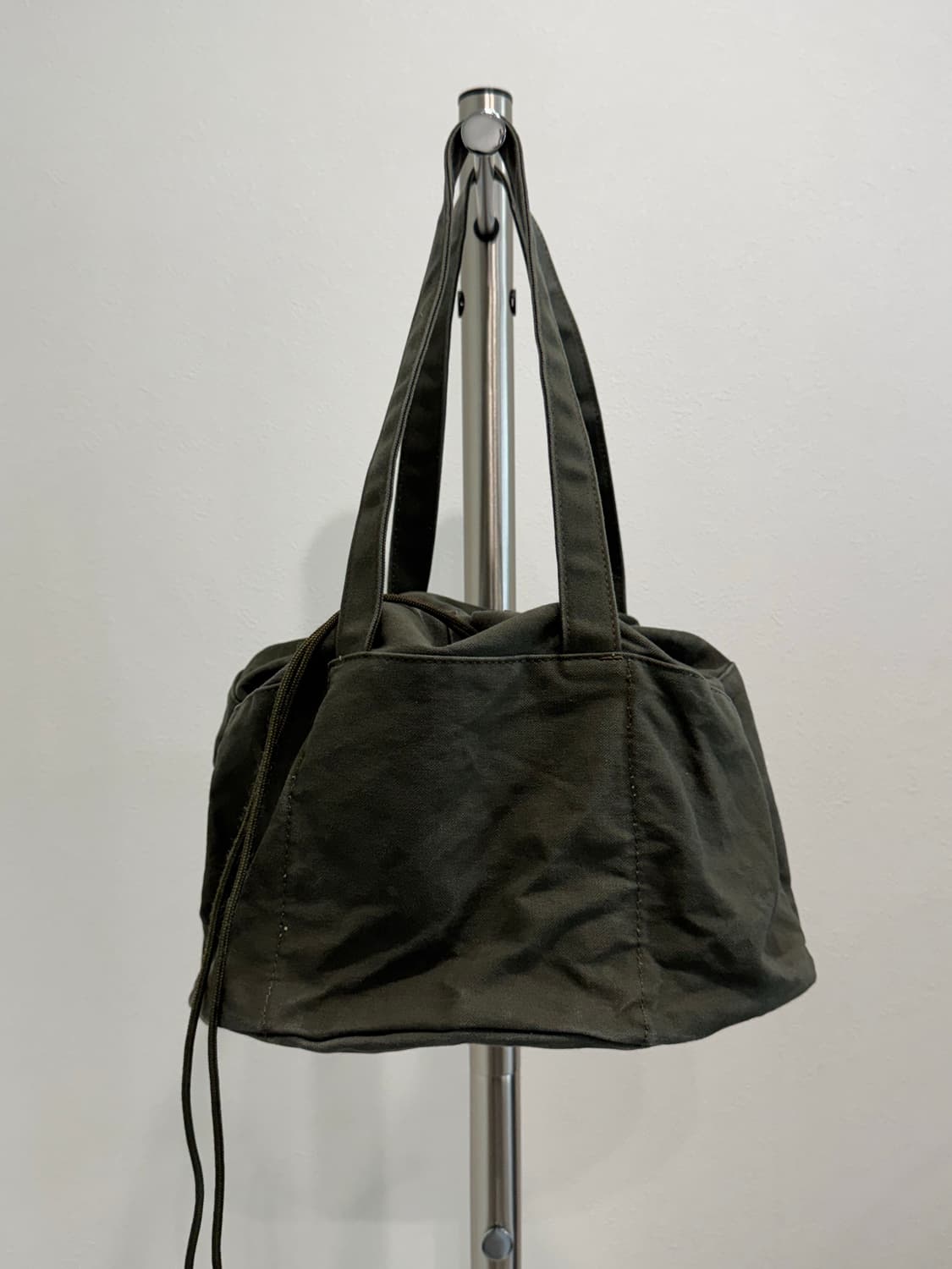 꼼데가르송 유틸리티 드로스트링 파우치 백 상품이미지5