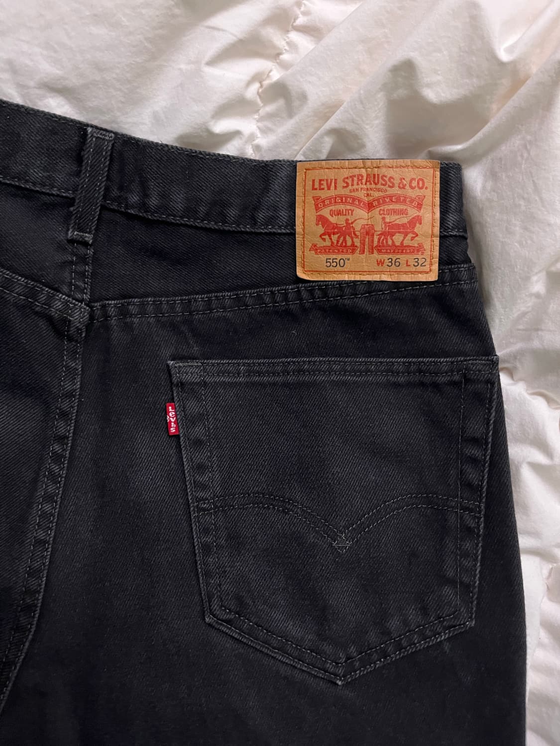 00’s Vintage Levis 550 Black 상품이미지4