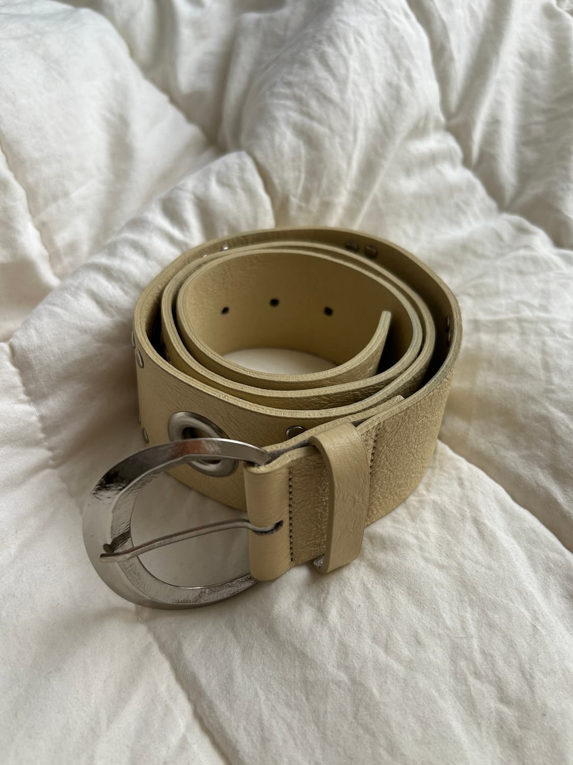 샌드뮤지엄 EYELET LEATHER BELT [Butter Yellow 상품이미지1