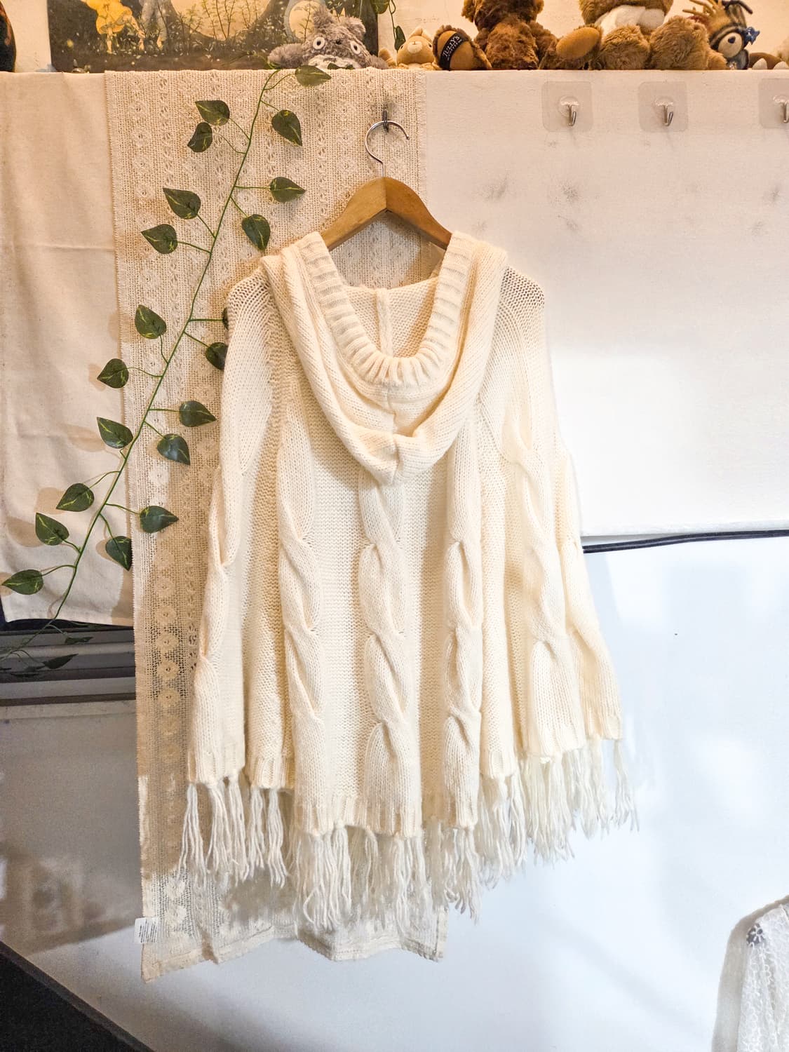 폼폼 케이프 울 가디건 상품이미지4