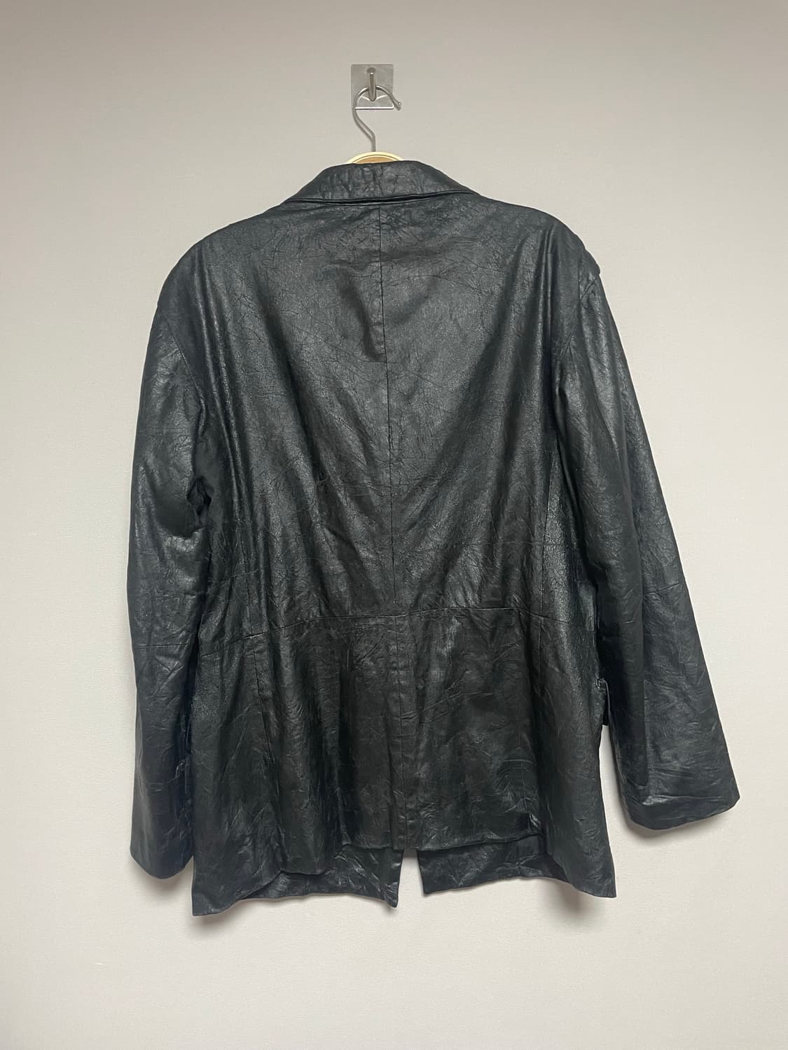 이세이 미야케 크랙 레더 자켓 상품이미지2