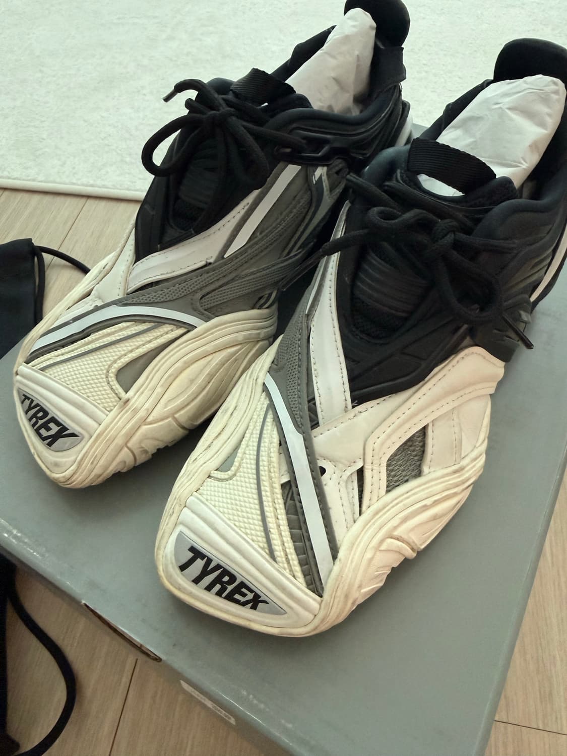 발렌시아가 타이렉스 37사이즈 상품이미지4