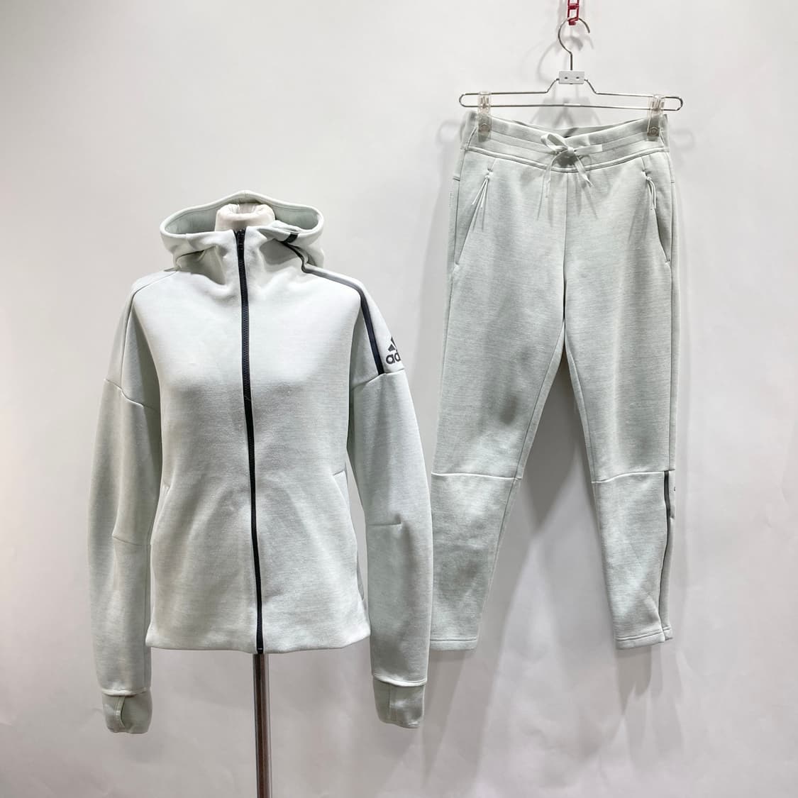 아디다스 ZEN 여 트레이닝셋업 XS 상품이미지1