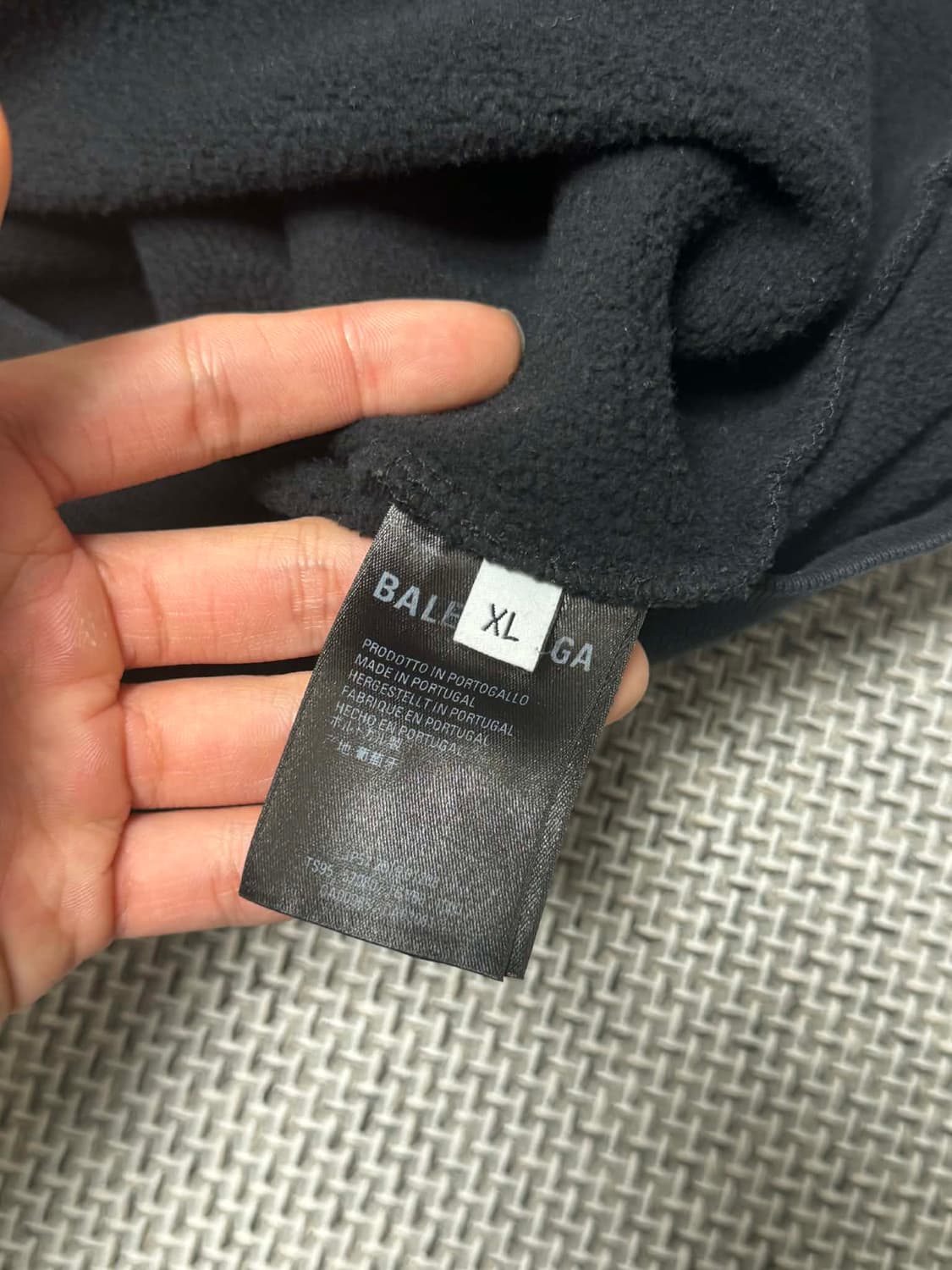 발렌시아가 파리 맨투맨 상품이미지5