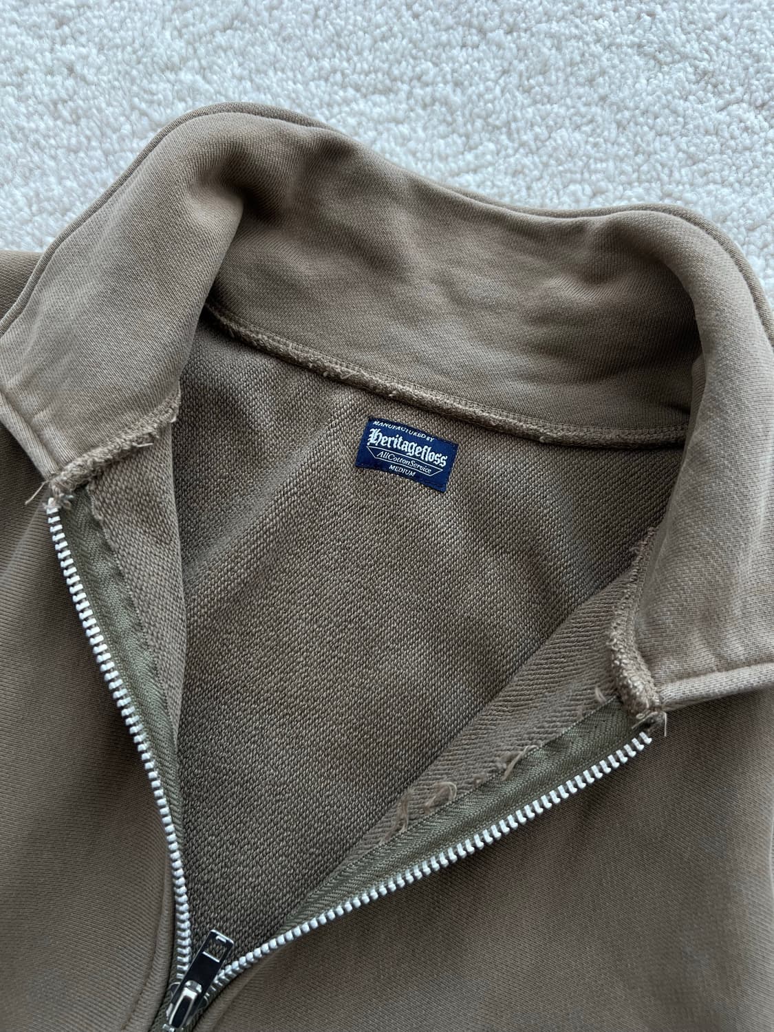 헤리티지 플로스 하프 집업 카키 상품이미지3