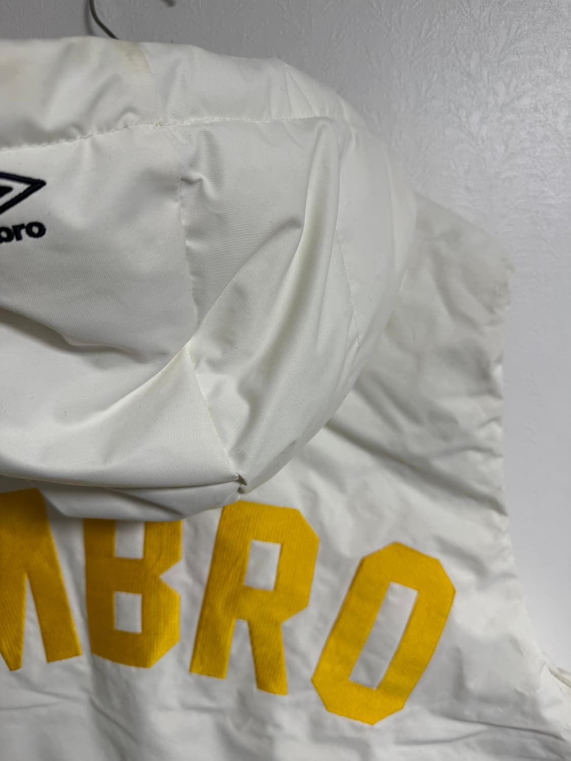 엄브로 아카이브 로고 후드 패딩 조끼 상품이미지9