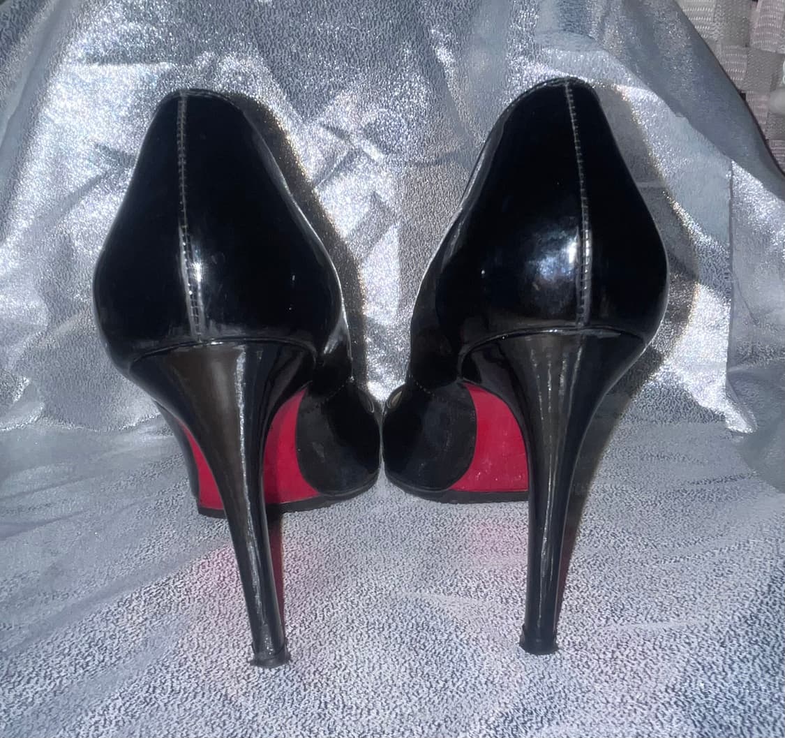 크리스챤 루부탱 에나멜 스틸레토 하이힐 상품이미지4