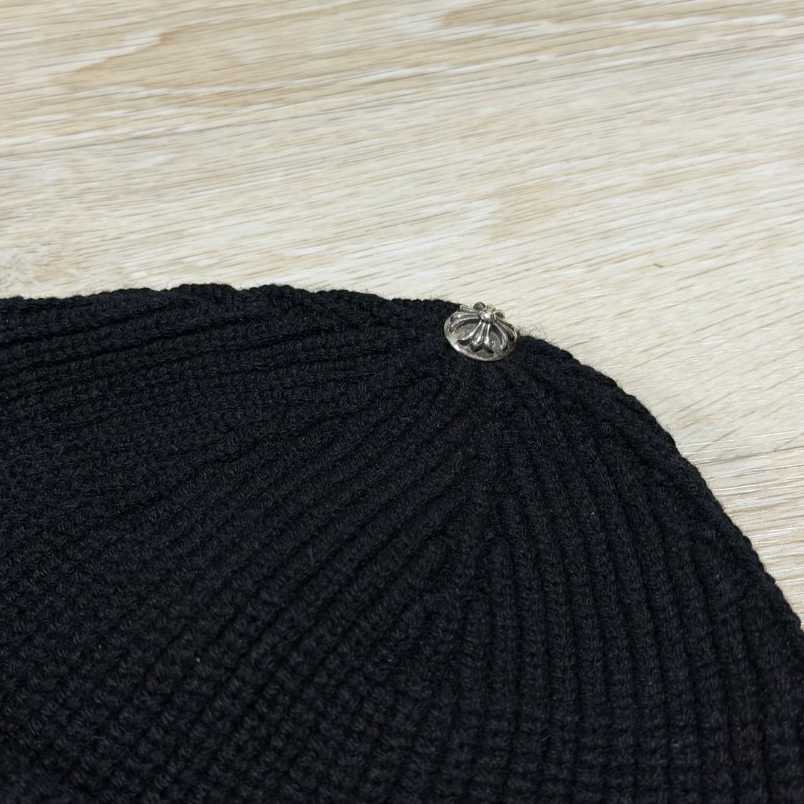 [새상품/선물가능] 크롬하츠 트리플 크로스 레더패치 참 비니 상품이미지3