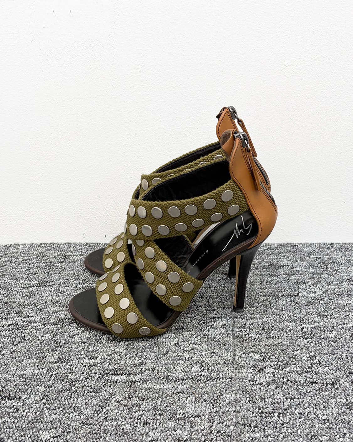 쥬세페 자노티 아일렛 크로스 샌들-힐 상품이미지2