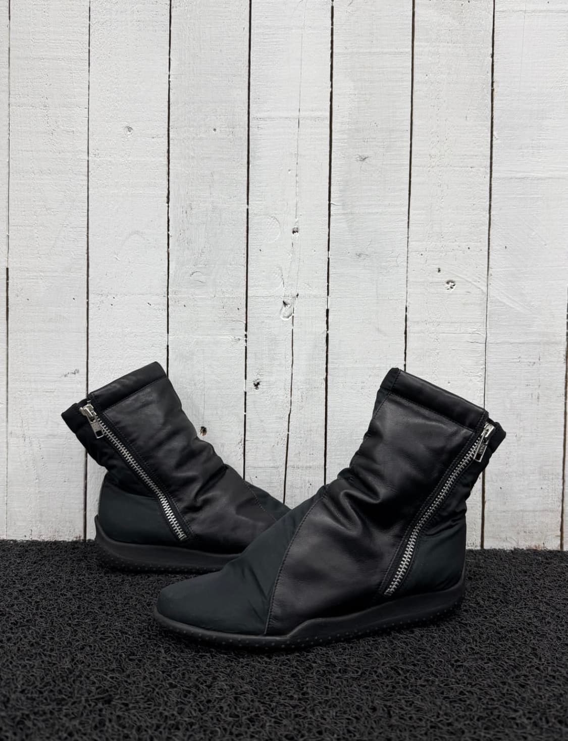 Issey Miyake 이세이 미야케 부츠 상품이미지1