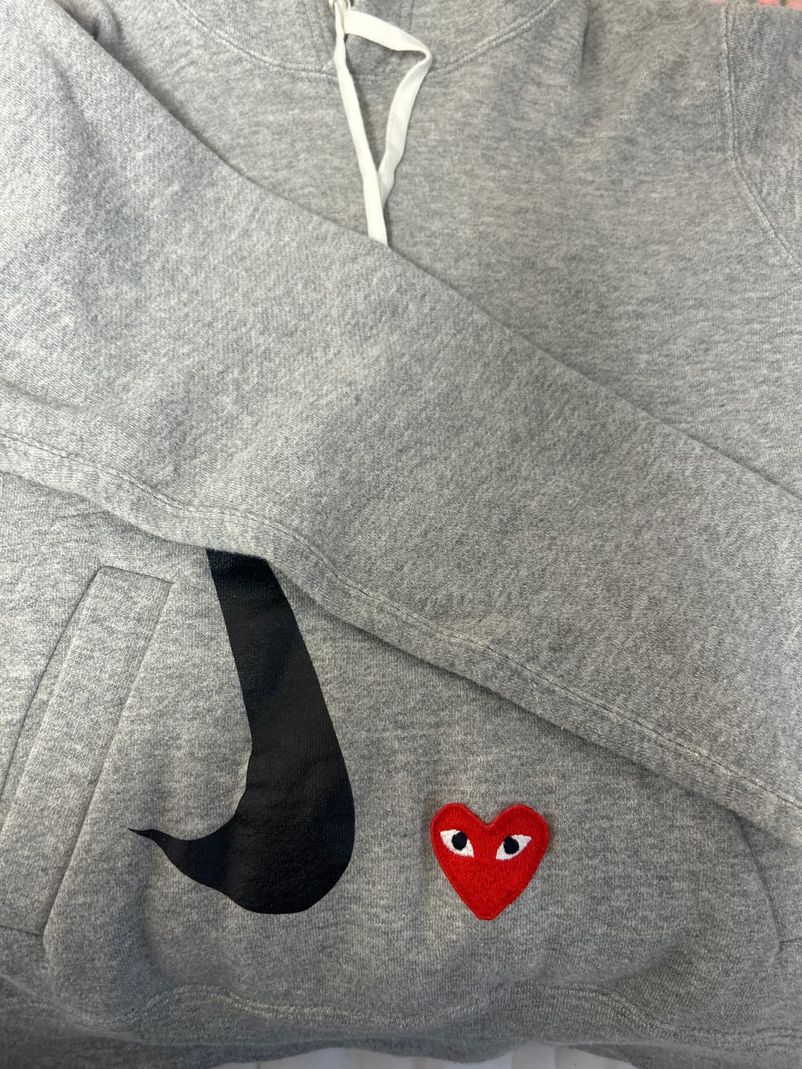 유일 나이키 꼼데가르송 콜라보 후드티 상품이미지4