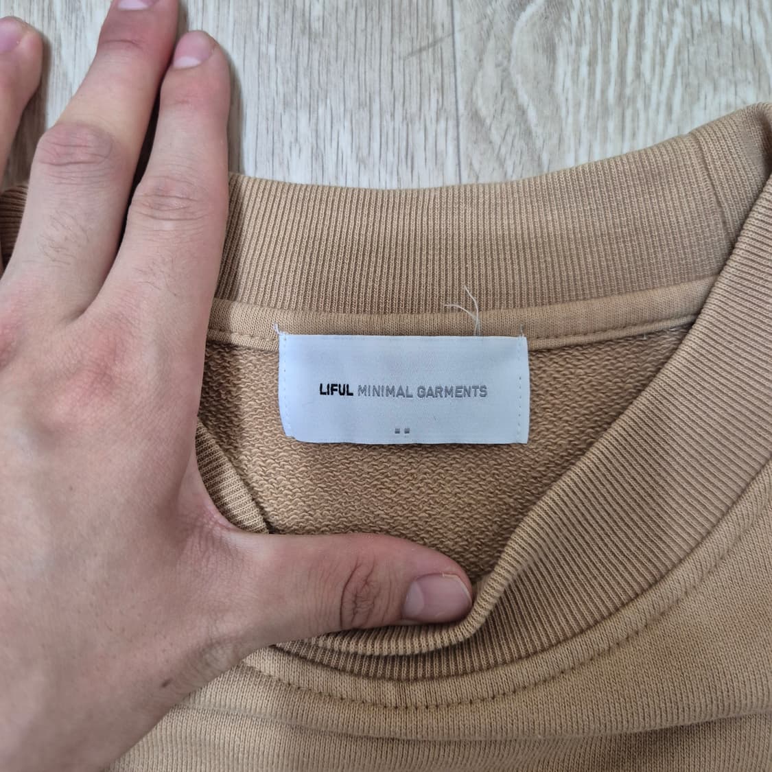 라이풀 미니멀 가먼츠 멀티 프린팅 레터링 오버핏 맨투맨 상품이미지6