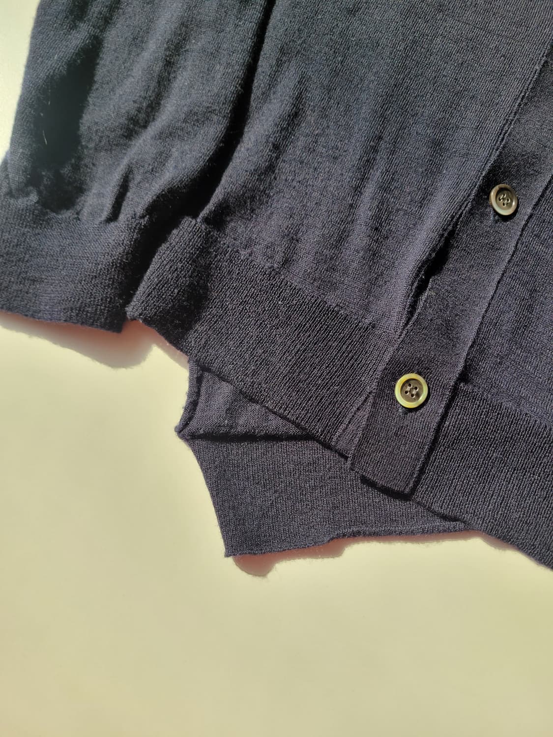 꼼데가르송 셔츠라인 라코스테 콜라보 비대칭 울 가디건 네이비 L 상품이미지5