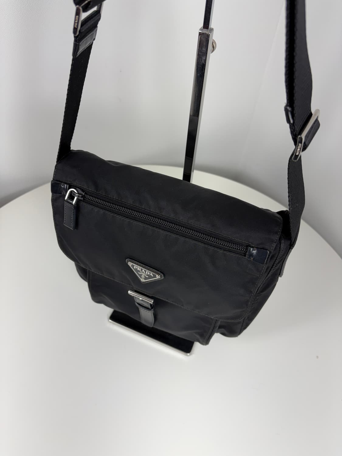 프라다 나일론 크로스백 메신저백 상품이미지3