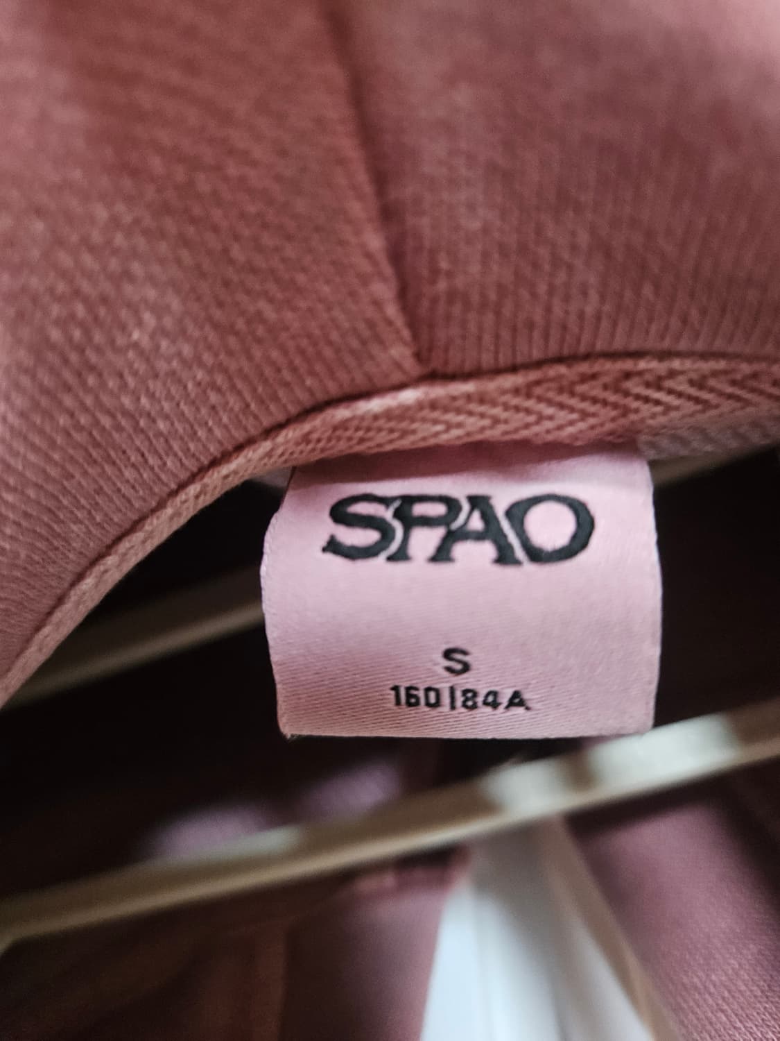 스파오 피그먼트 크롭 후드 집업 상품이미지4