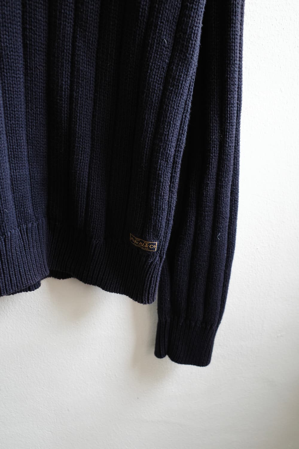 폴로 브이넥 니트 상품이미지6