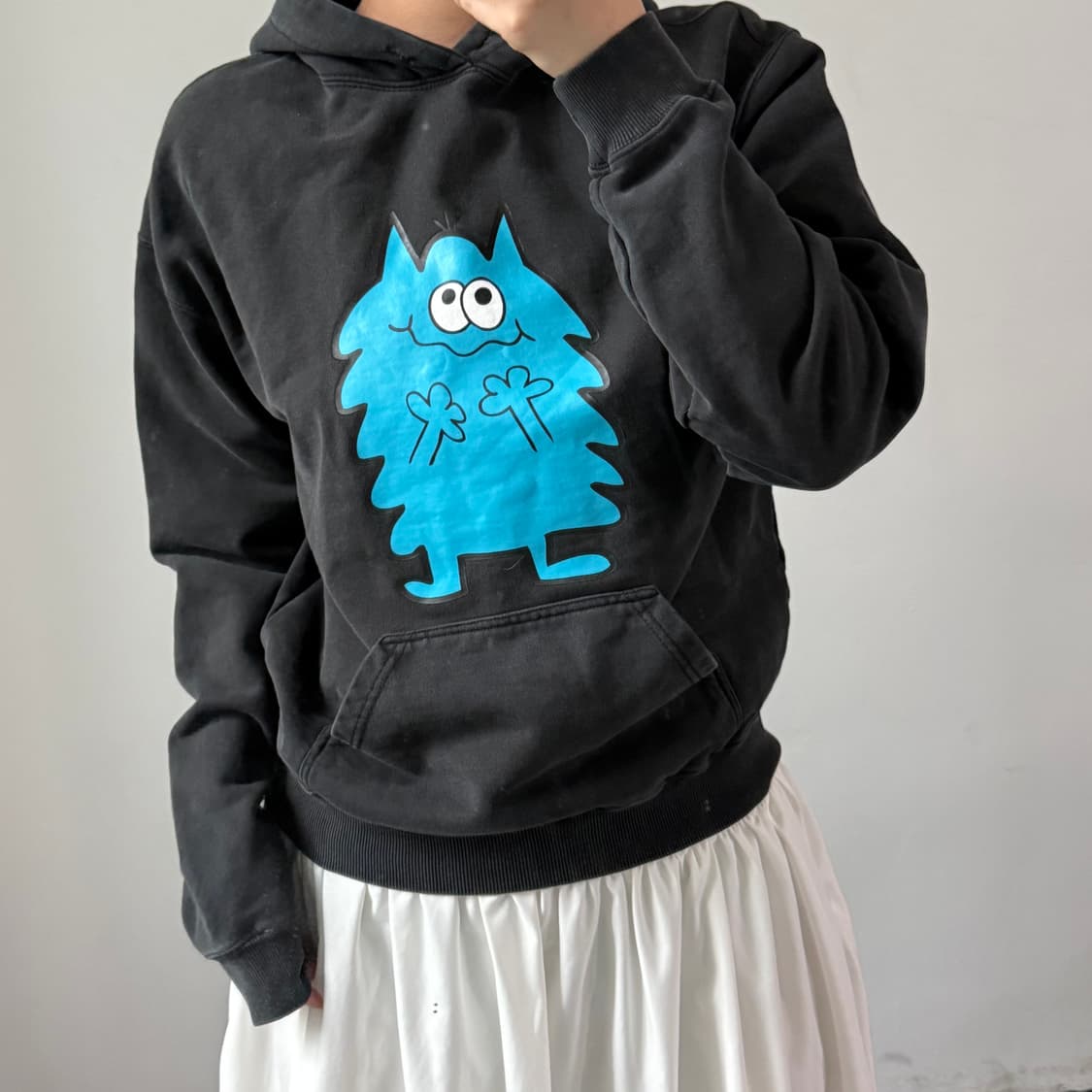 [S] 더뮤지엄비지터 블랙 후드티 상품이미지2