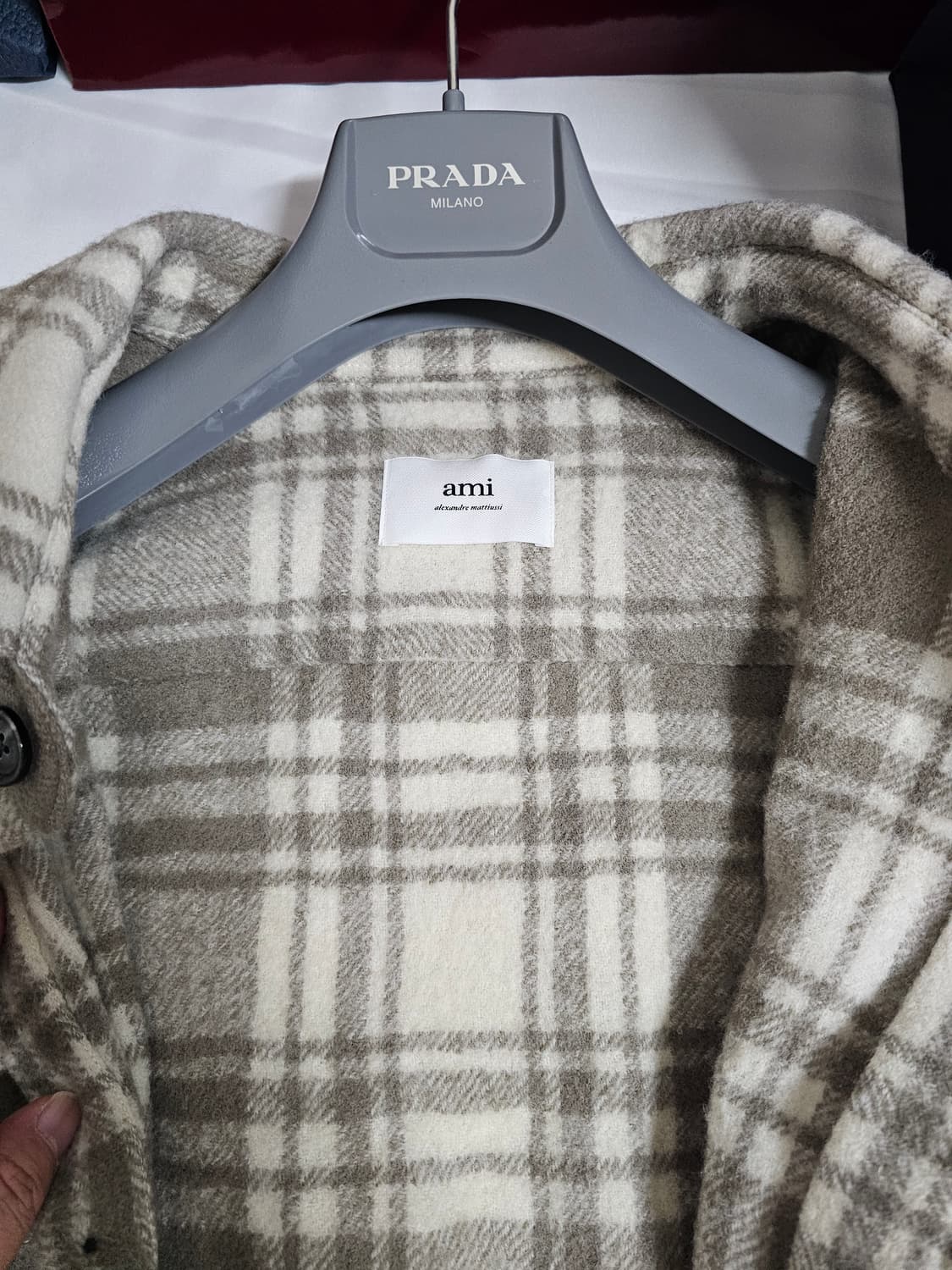 아미 체크셔츠자켓 팝니다 상품이미지2