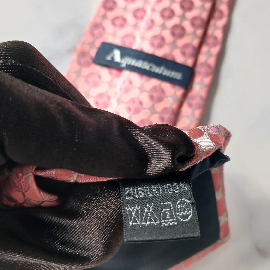 아쿠아스큐텀 실크 핑크 패턴 넥타이 9.2cm A+등급 E785
 상품이미지10