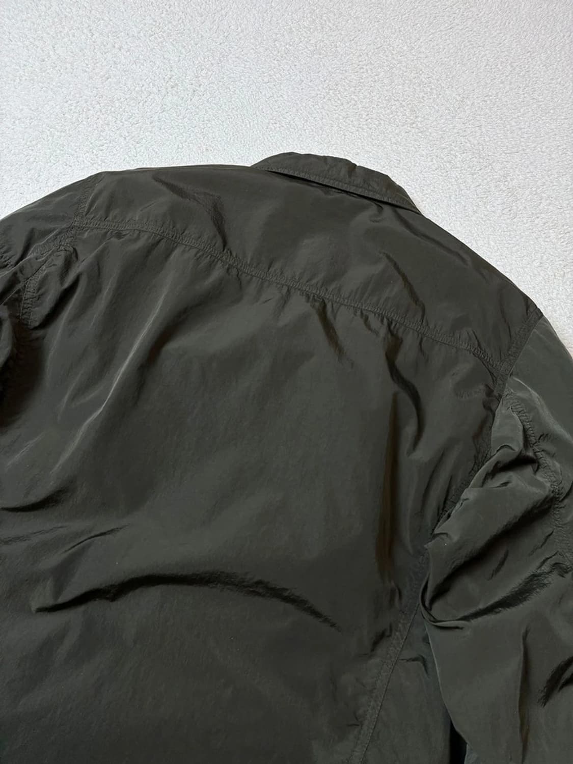 cp컴퍼니 18FW 폴리쉘 가먼트다잉 렌즈 자켓 PN7623 상품이미지6