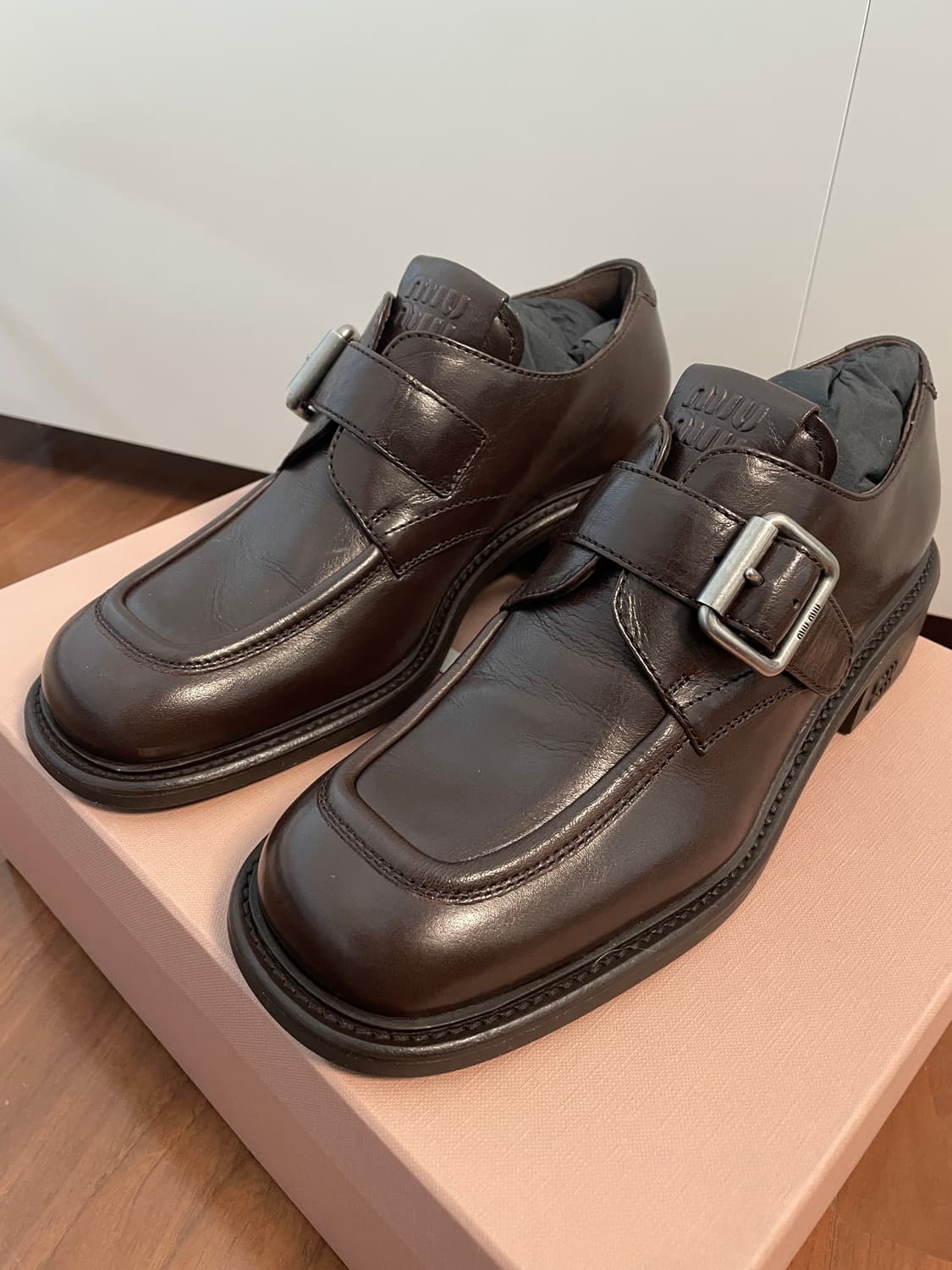 미우미우 여성슈즈 38사이즈 (새상품) 상품이미지2