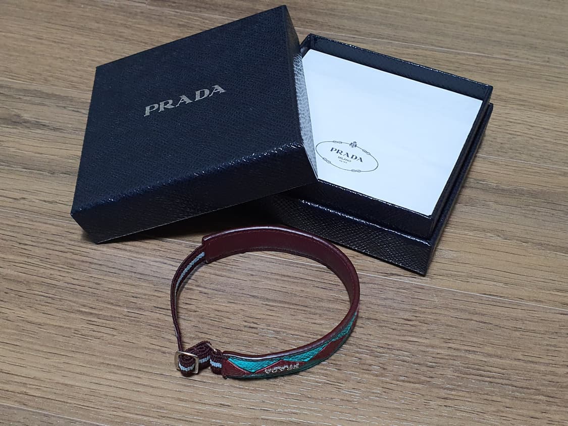 프라다 사피아노 레더 팔찌 상품이미지2