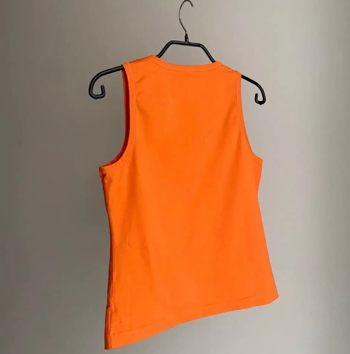 Jil sander 질샌더 오렌지 슬리브리스 탑 상품이미지3