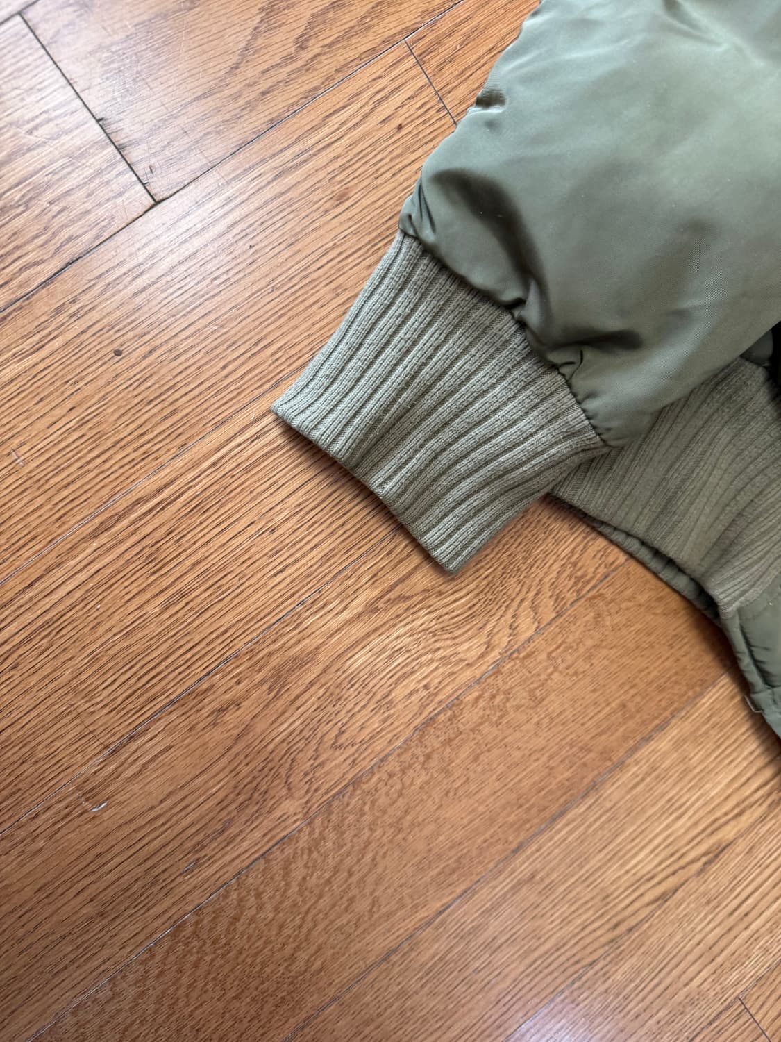 홀리스터 경량패딩 카키 상품이미지4