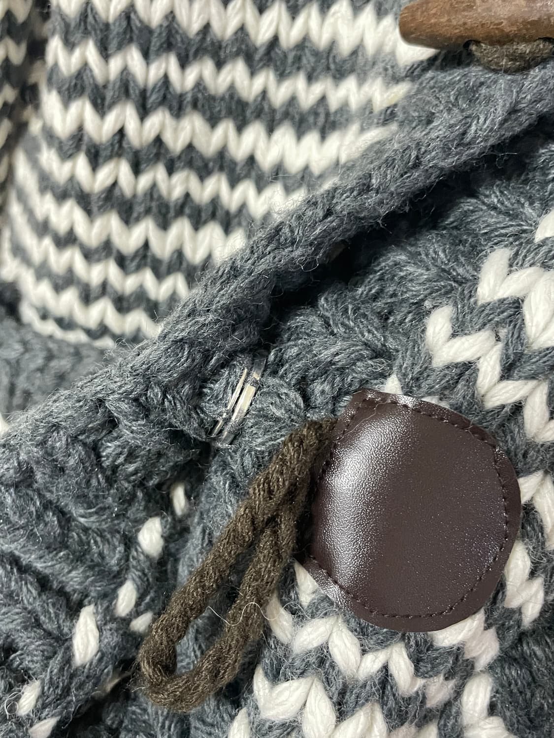 코위찬 네이비 후드 니트 상품이미지4