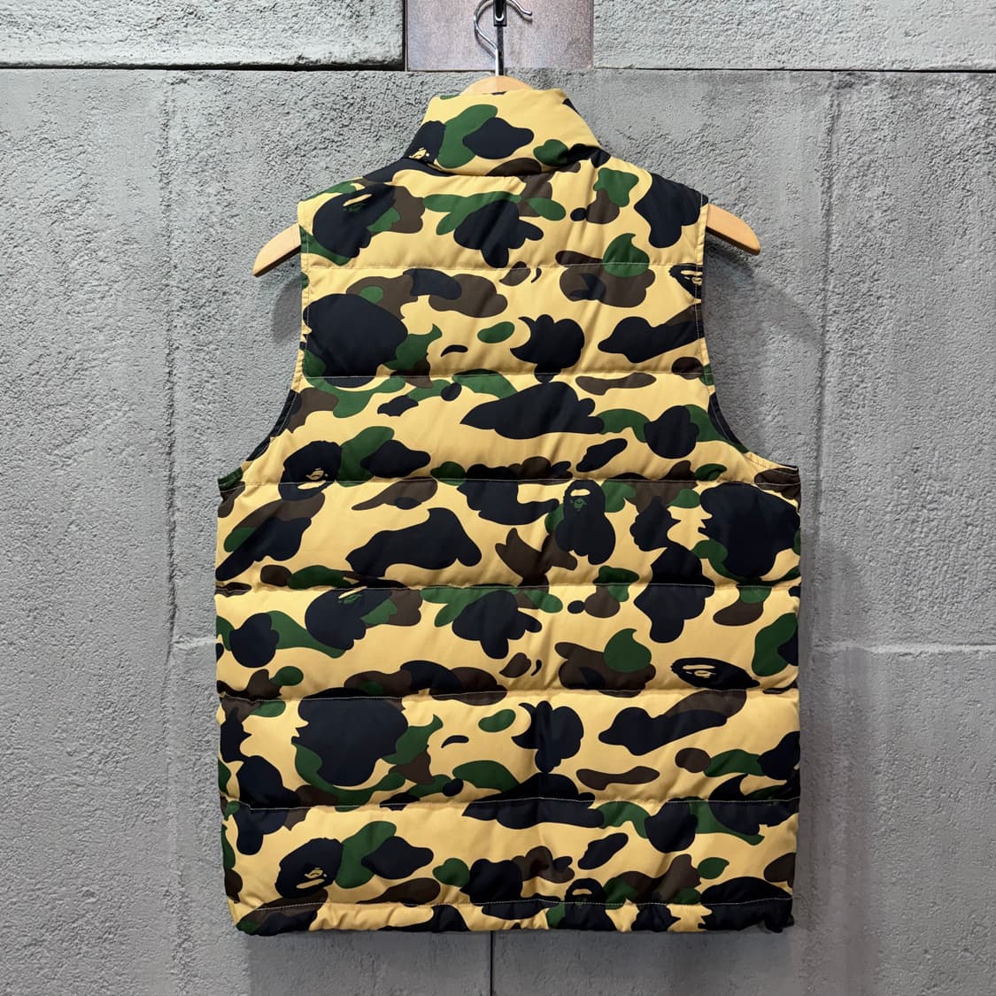 베이프 황계 다운 베스트 (S) 상품이미지4