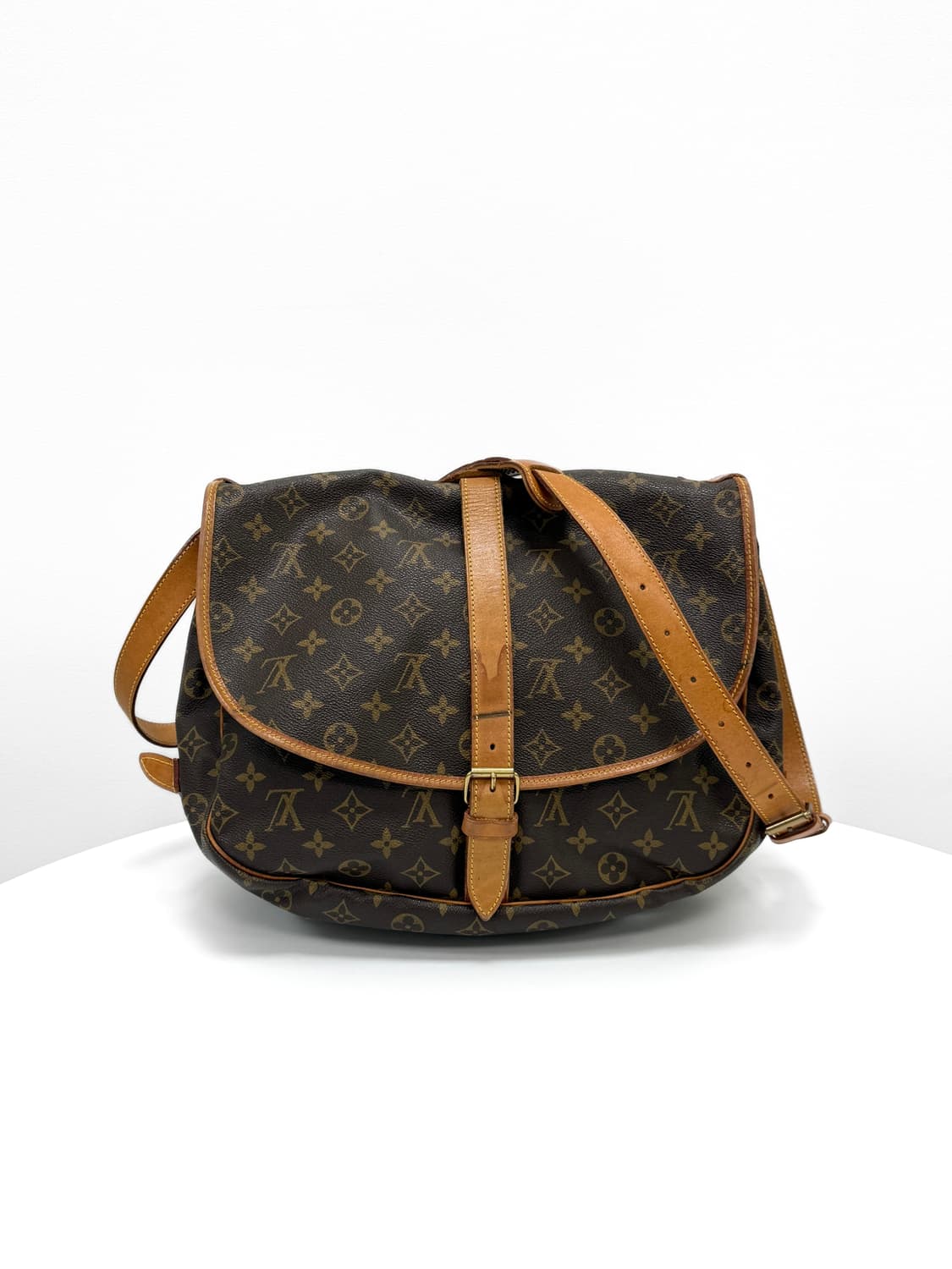 루이비통 모노그램 소뮈르 크로스백 상품이미지4