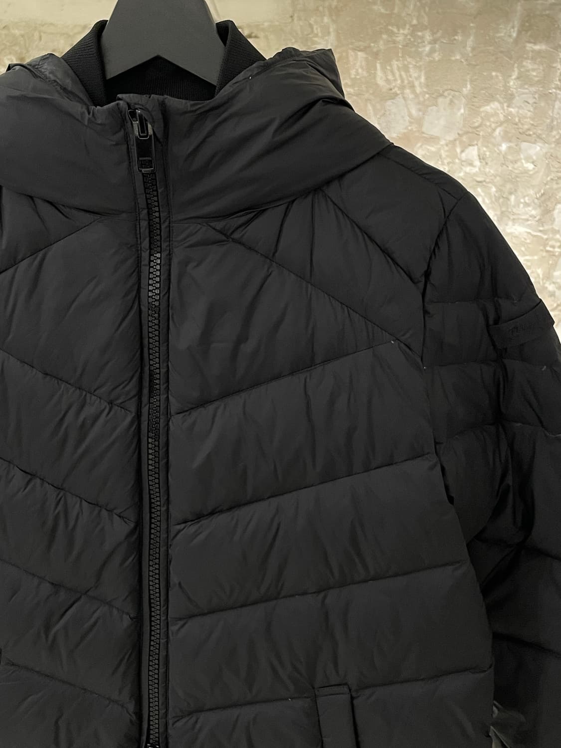 디젤 블랙 투 웨이 집업 덕 다운 경량 패딩 상품이미지3