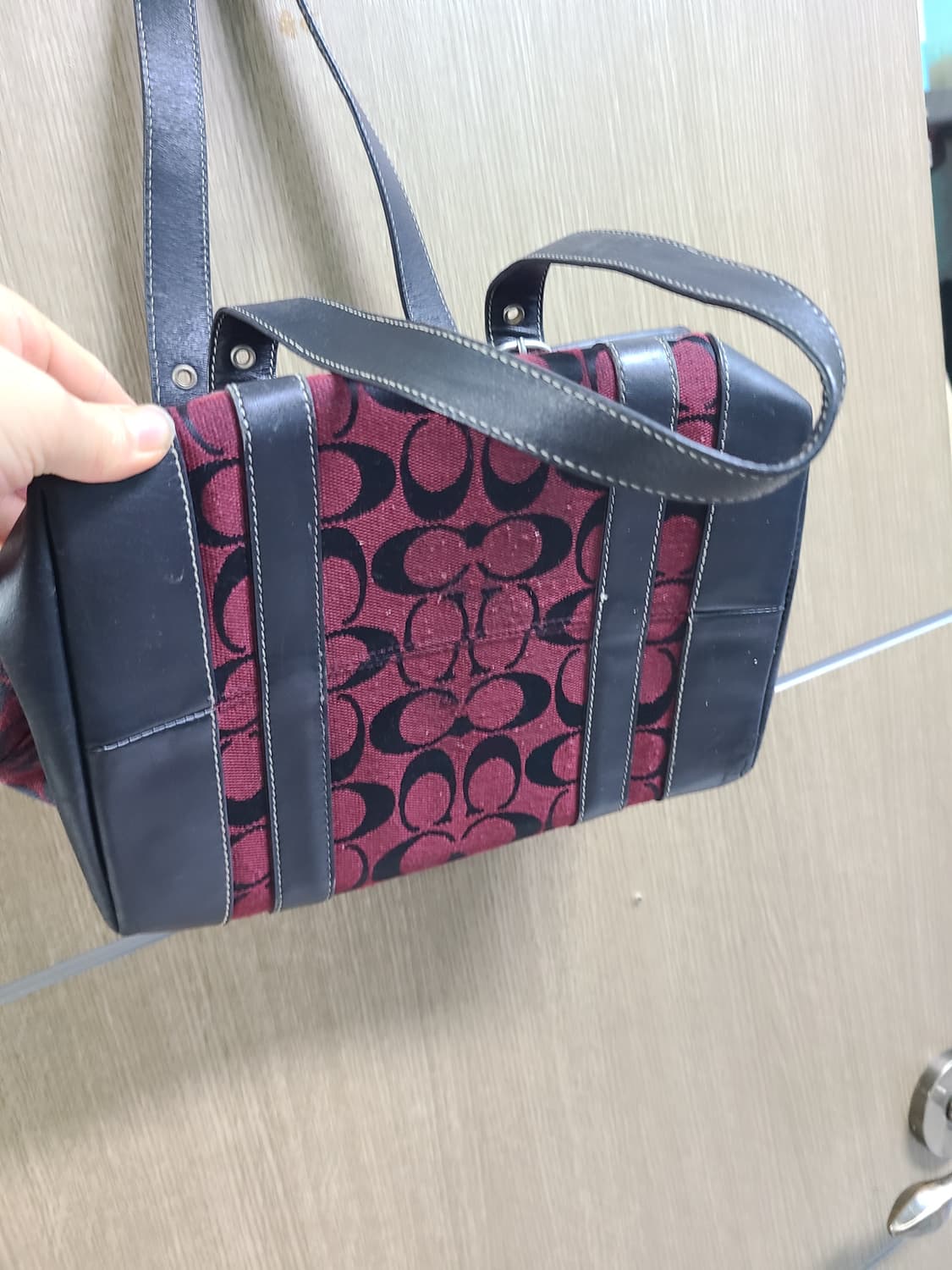 코치 시그니처 토트백 상품이미지4