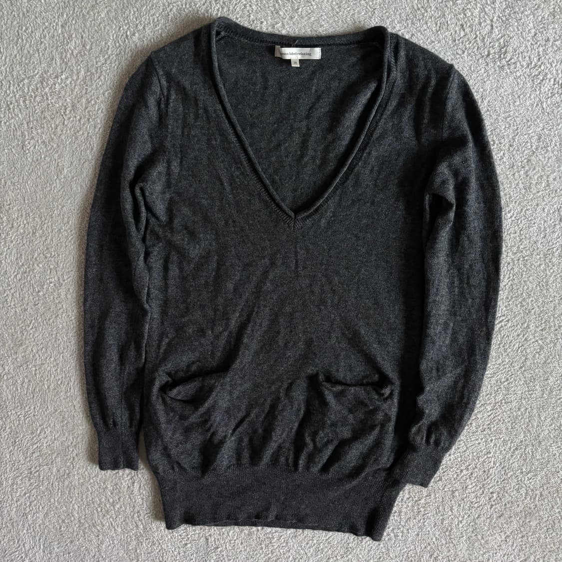 일본빈티지 green label relaxing 차콜 작사 브이넥 니트 상품이미지1