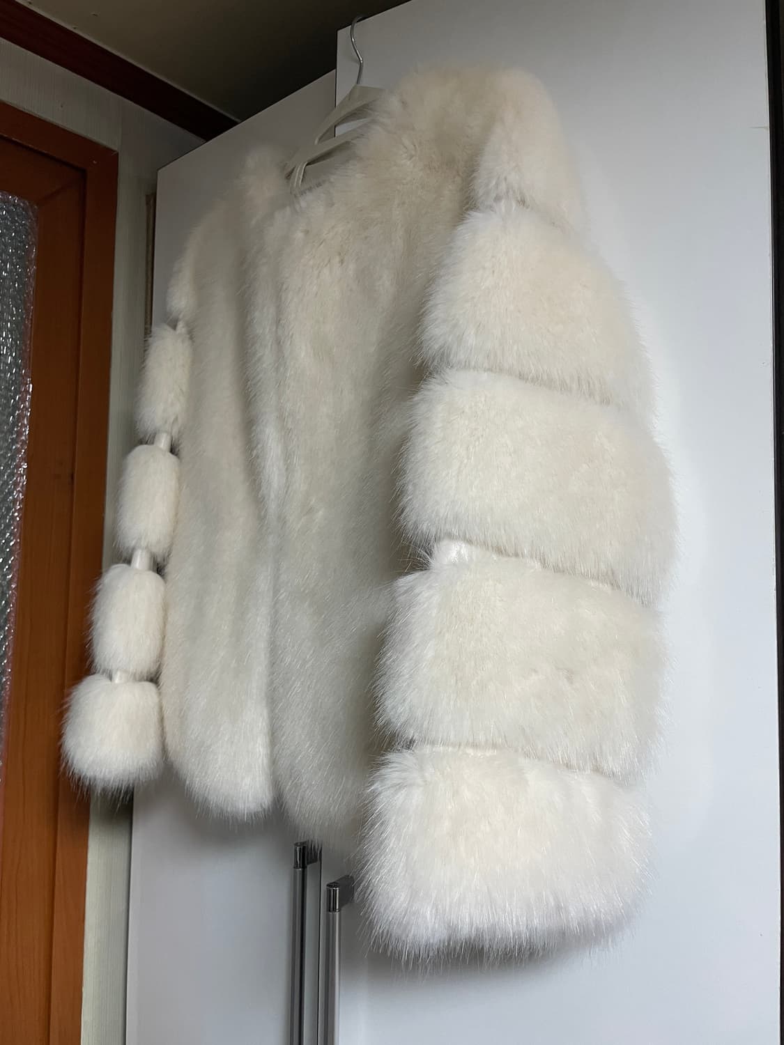 ERIC 캉캉 페이크 퍼 자켓 상품이미지3