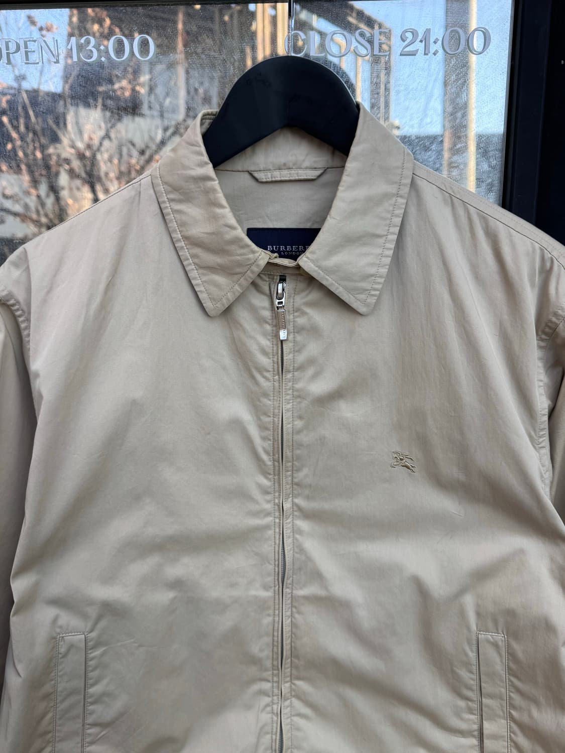 버버리 런던 아이보리 해링턴 자켓  상품이미지2