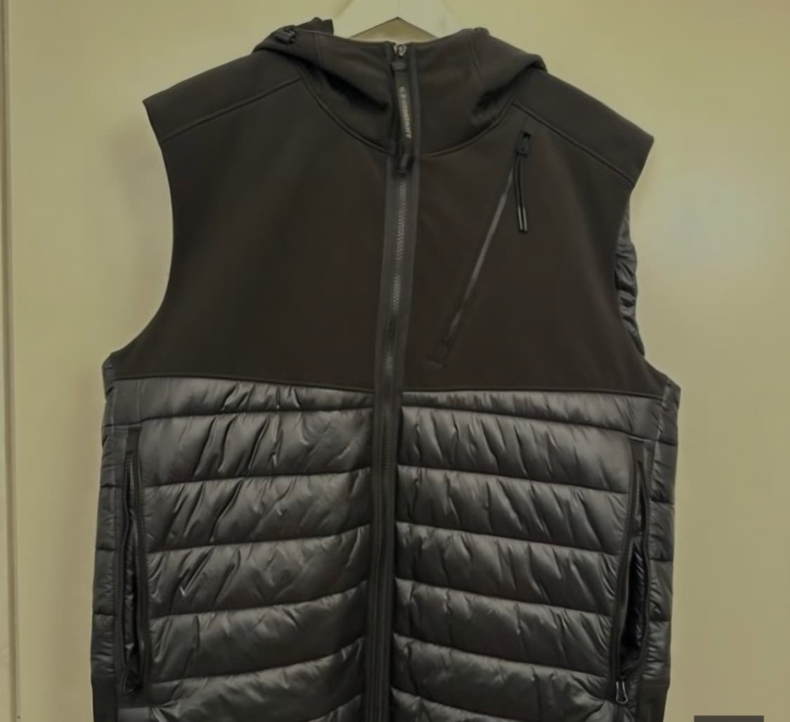 CP컴퍼니 씨피컴퍼니 후드 고글 조끼 패딩 54 (XL, 105) 상품이미지1