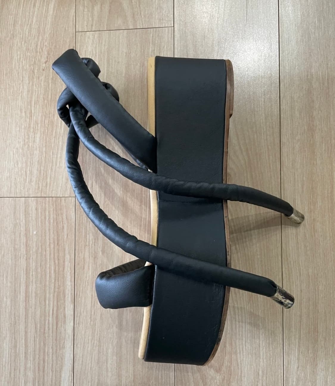 Mm6 플랫폼 샌들 상품이미지3