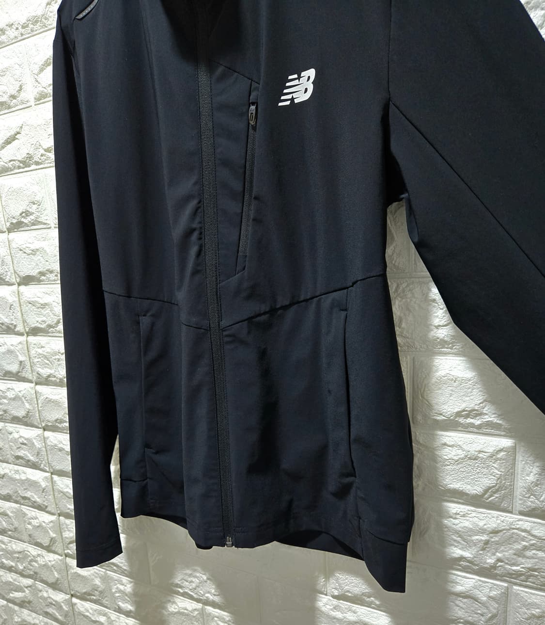 뉴발란스 소프트 스트레치 우븐 집업자켓 95 상품이미지4