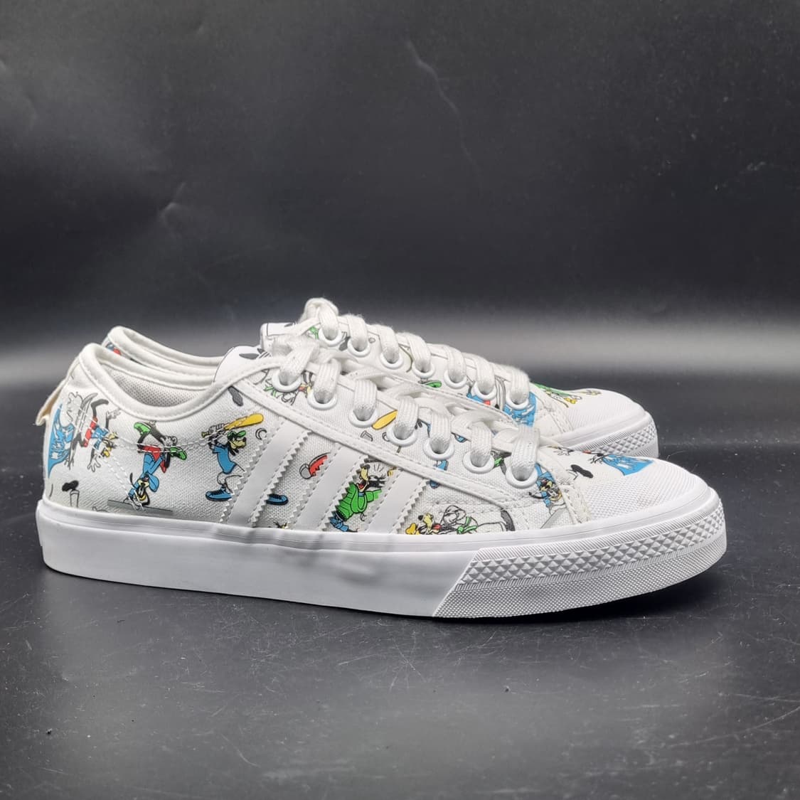 아디다스 니짜 x 디즈니 구피운동화265 상품이미지1