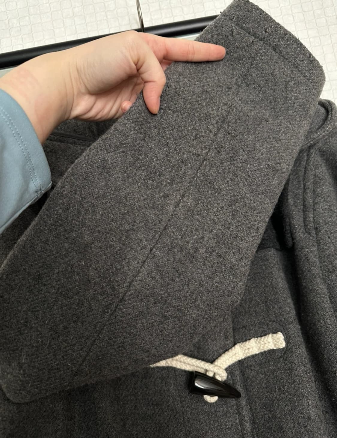 유니클로 jw앤더슨 콜러보 떡볶이 코트 상품이미지3