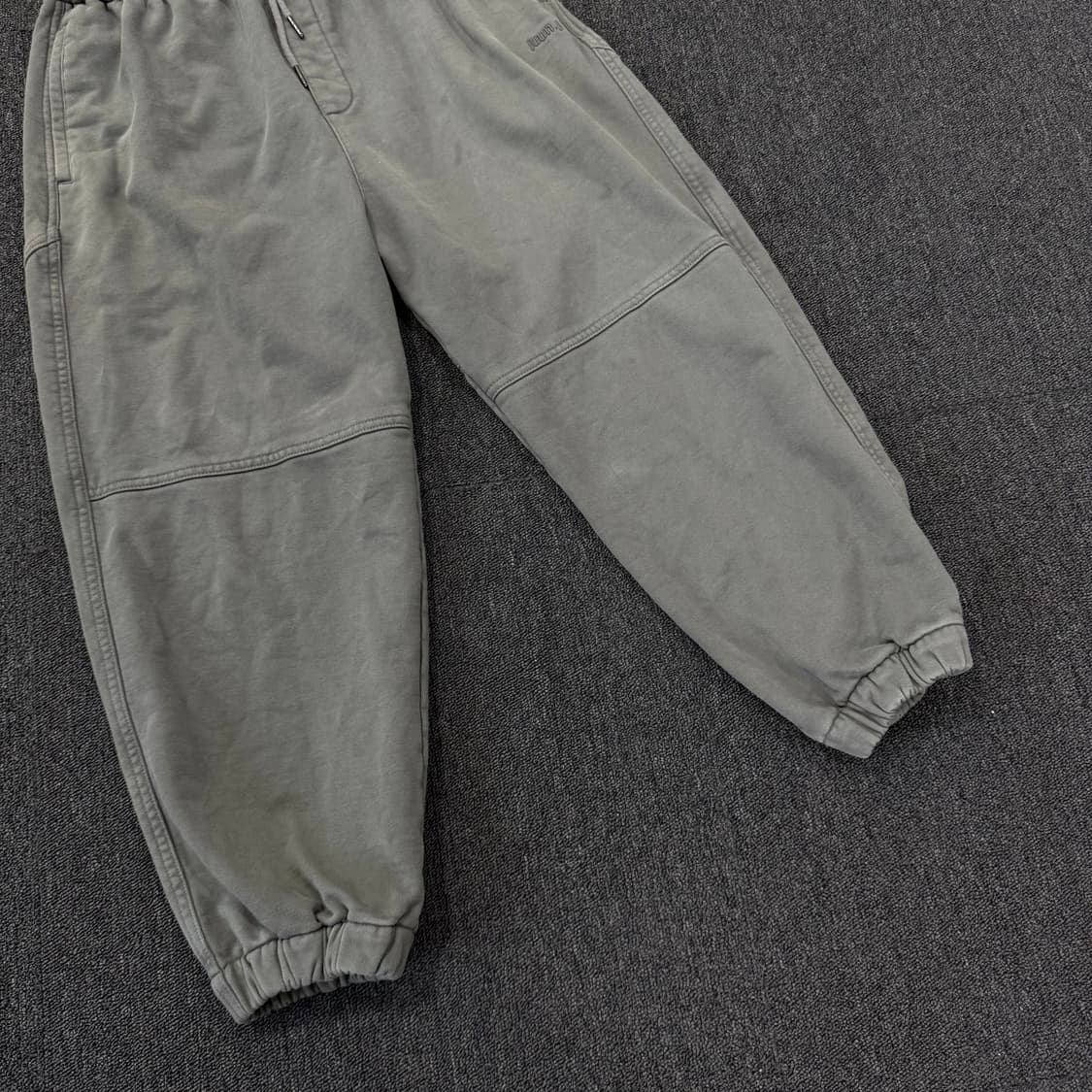 Juunj 준지 그레이 조거 팬츠  상품이미지3
