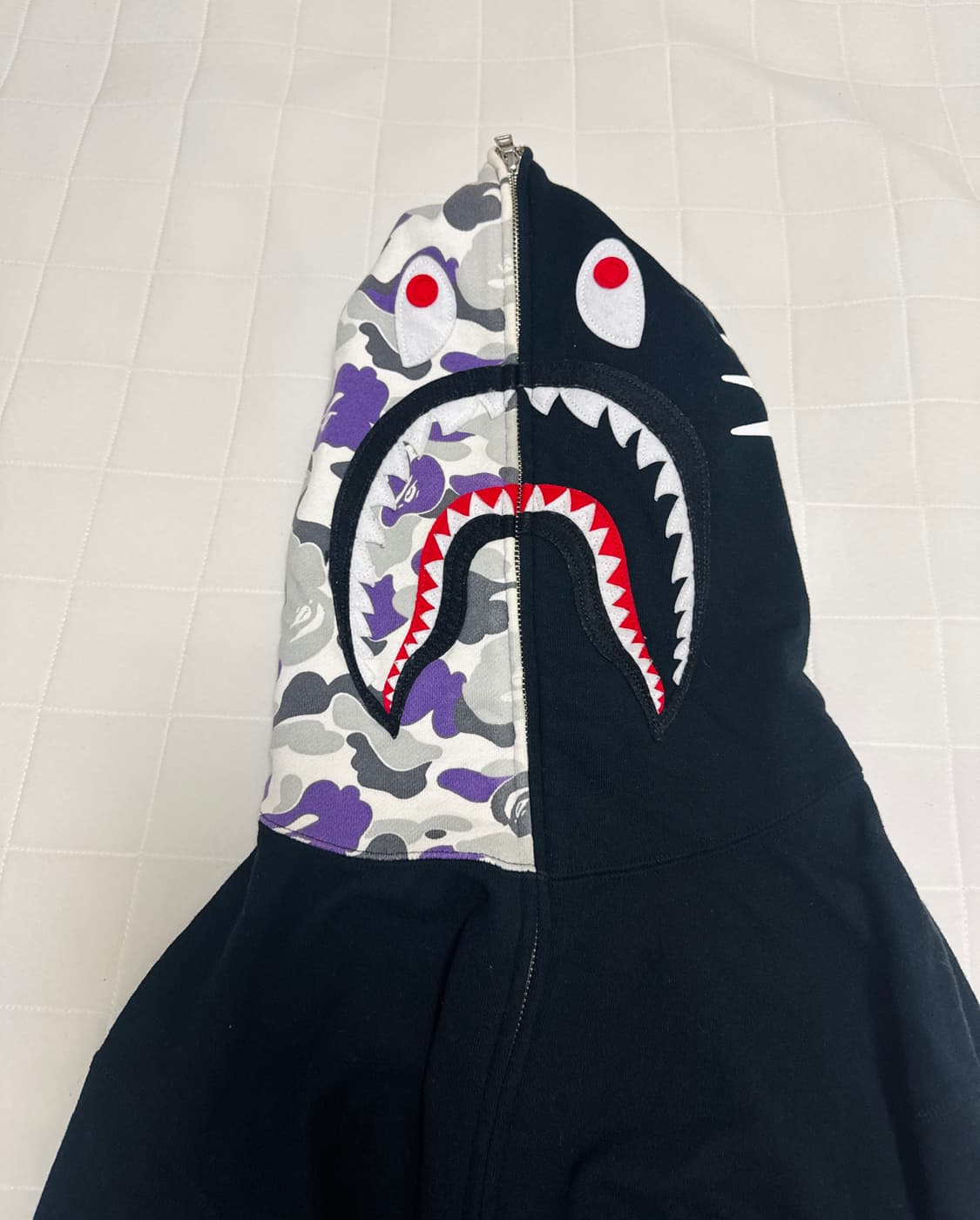 베이프 샤크후드 10주년 NYC (XL) 상품이미지2