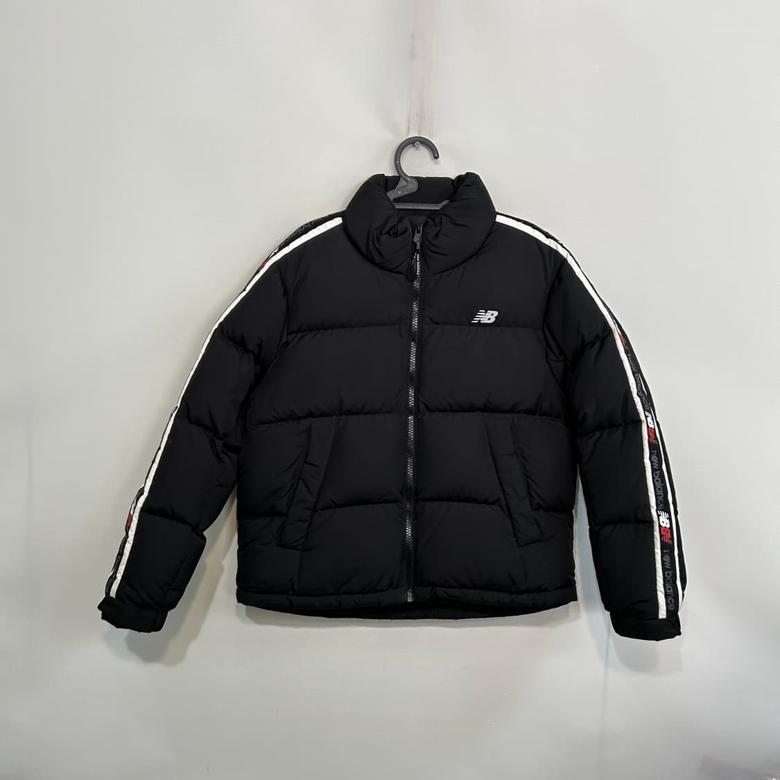 뉴발란스 여성 구스다운 패딩 90 정가 30만 상품이미지1