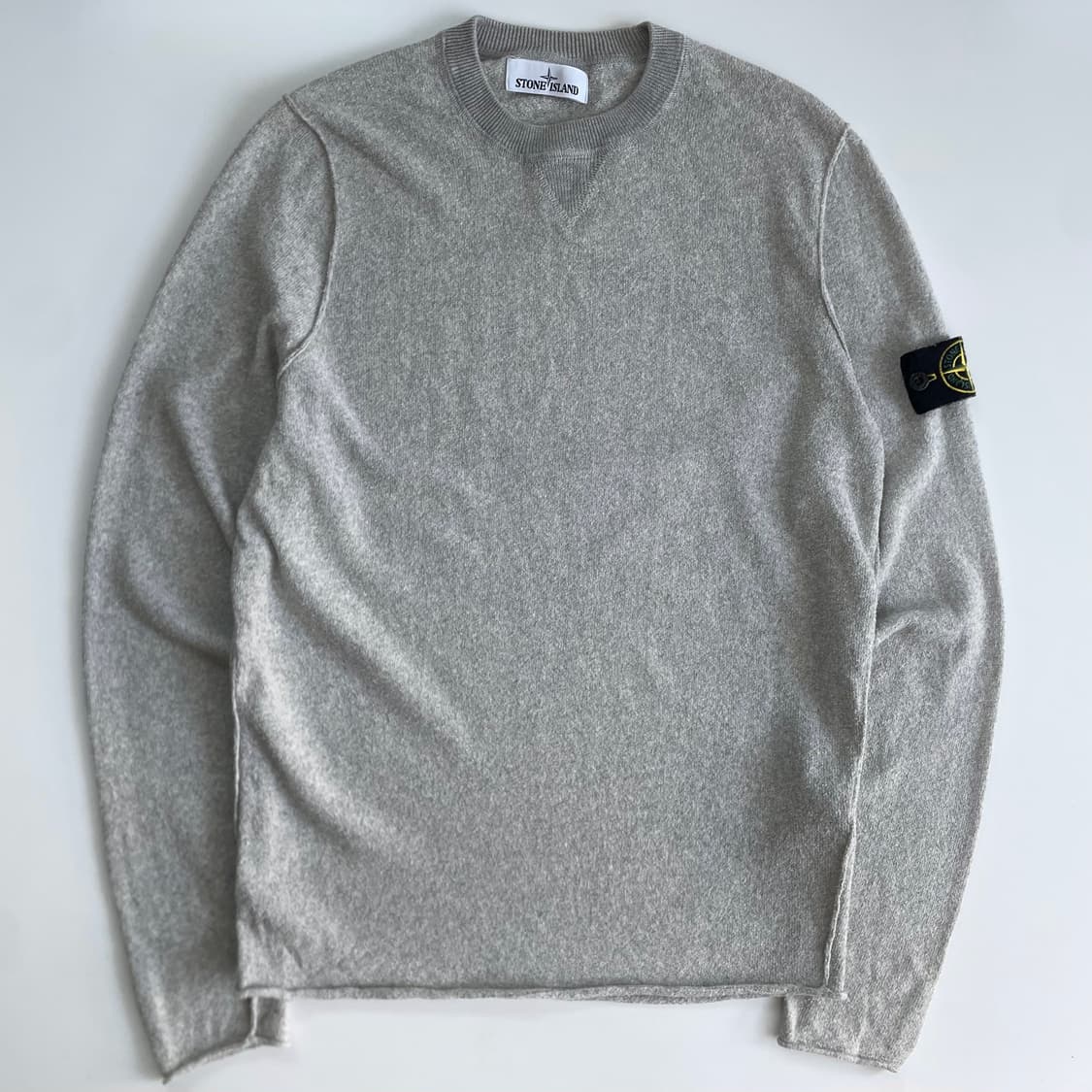 Stone Island  스톤아일랜드 와펜 그레이 라운드 니트 상품이미지1