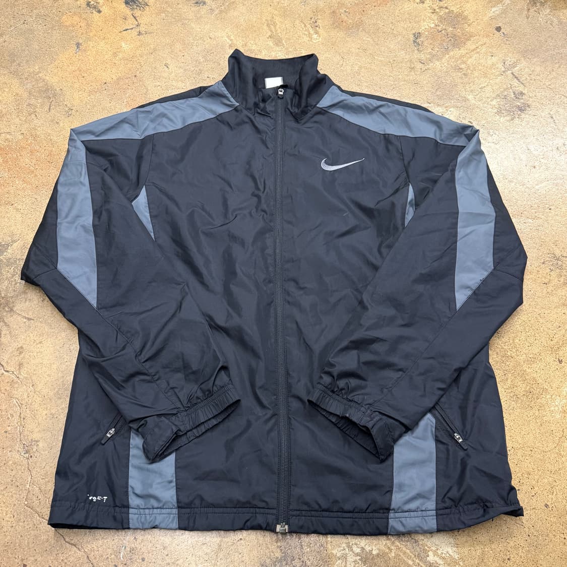 [정품/XL] 나이키 블랙 바람막이 자켓 b16 상품이미지2
