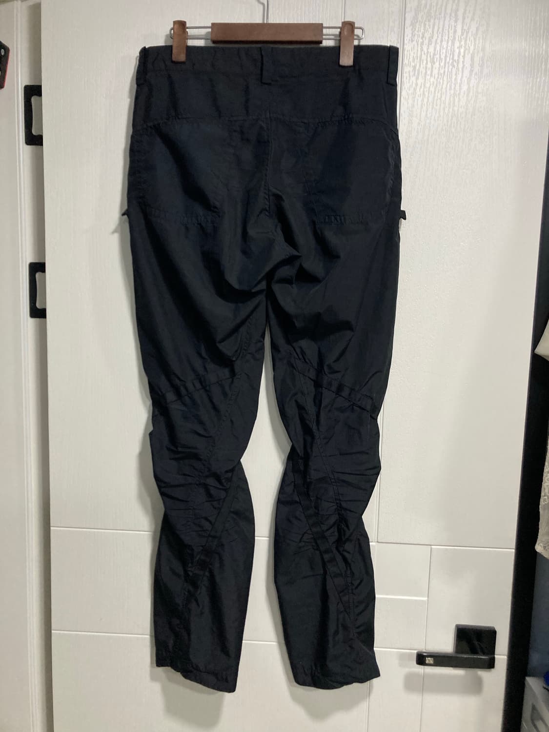 18aw 이세이미야케 나일론 본디지 팬츠 상품이미지5