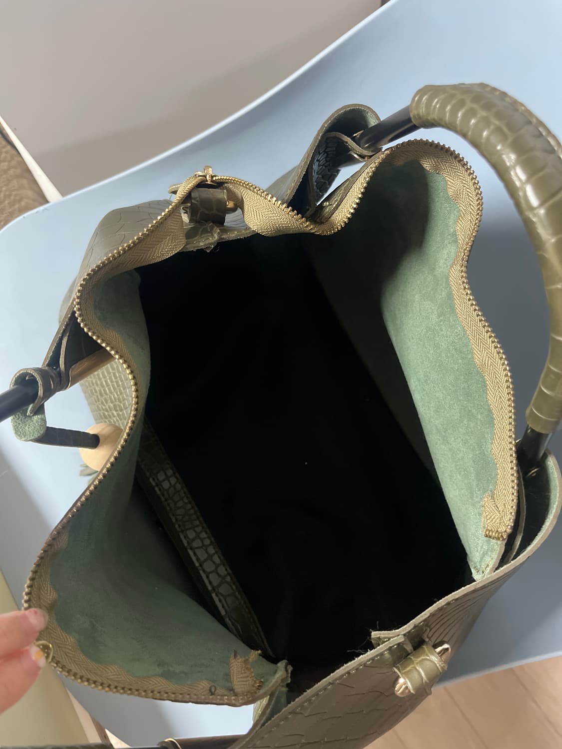 미우미우 토트백 상품이미지2